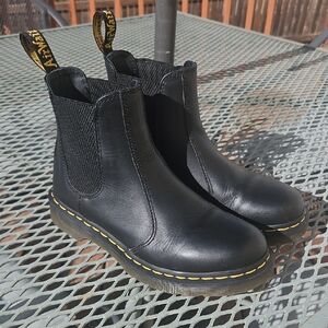 SOLD! Dr. Martens 2976 Chelsea Black Leather Ankle Boots